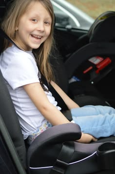 Smart Road Trip Safety Tips for Parents Traveling Alone With Children