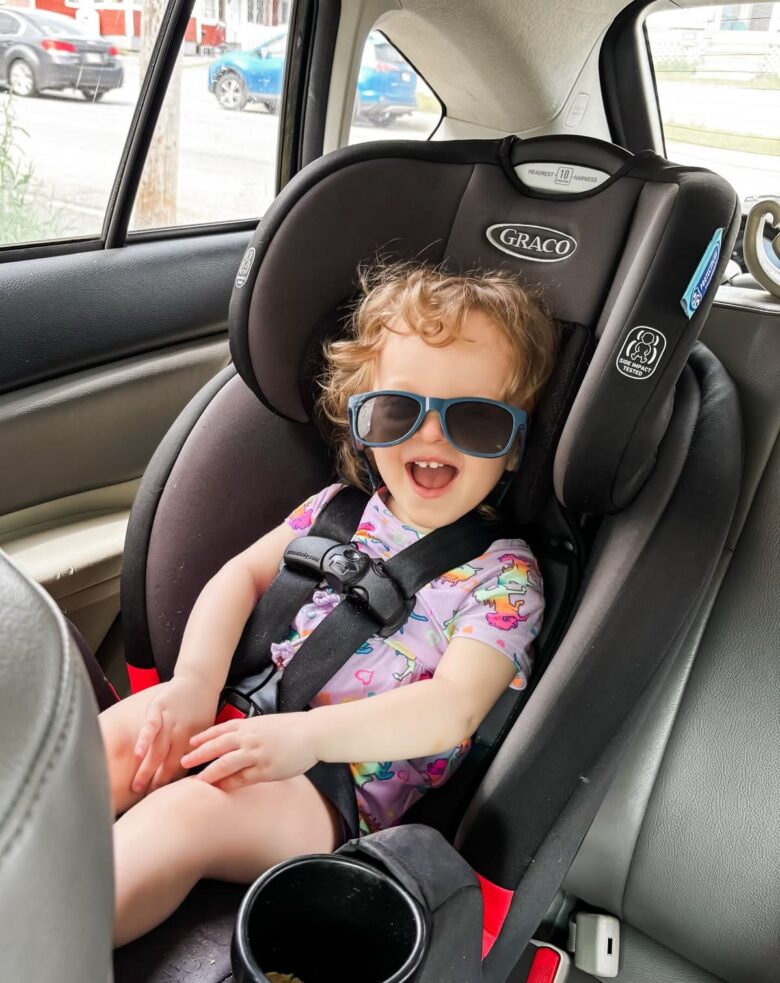 Rear-Facing vs Forward-Facing: What Most Parents Misunderstand