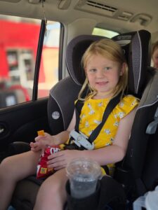Rear-Facing vs Forward-Facing: What Most Parents Misunderstand